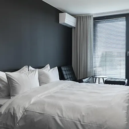 R-Varna Luxury Suites * Varna