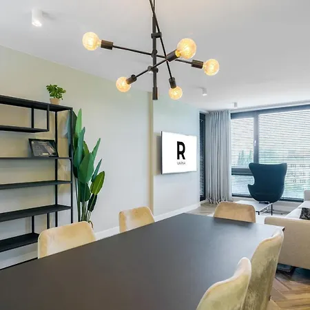 R-Varna Luxury Suites Apartment *