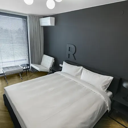Apartment R-Varna Luxury Suites *