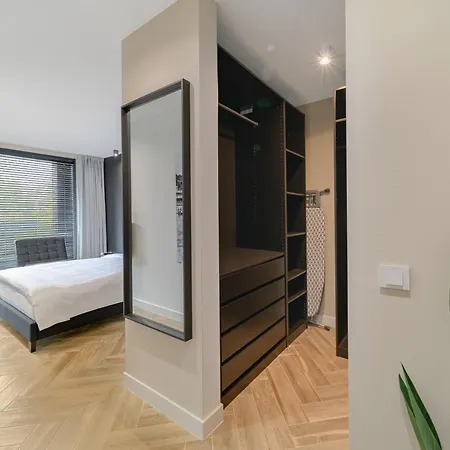 R-Varna Luxury Suites Apartment