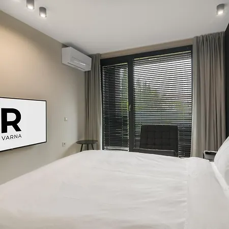 R-Varna Luxury Suites * Varna