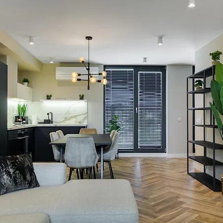 R-Varna Luxury Suites