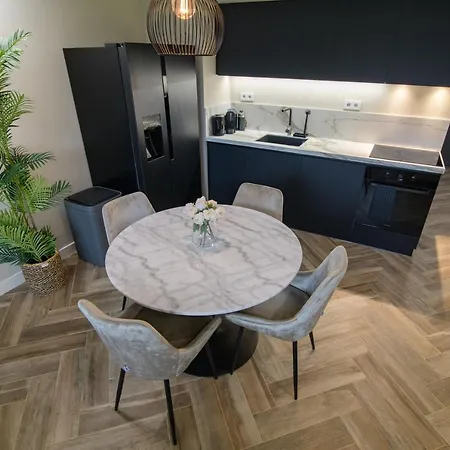 R-Varna Luxury Suites