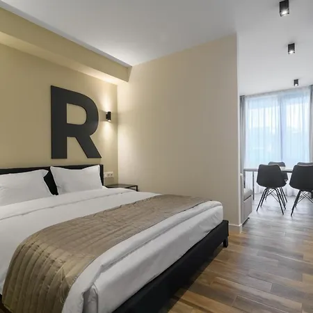 R-Varna Luxury Suites Apartment *
