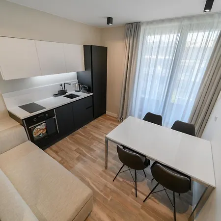Apartment R-Varna Luxury Suites