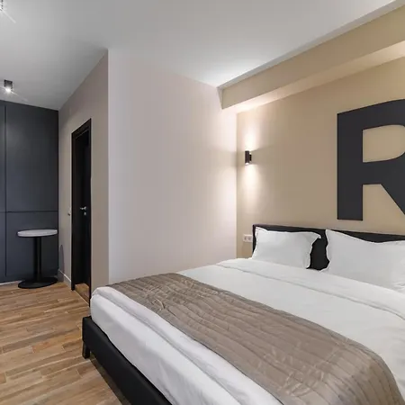 Apartment R-Varna Luxury Suites